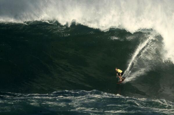 Eddie aikau clearance 40 ft wave